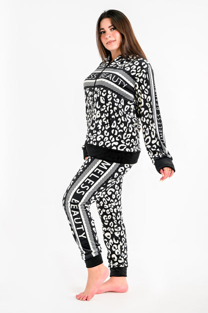 Timeless Beauty Chic Leopard Velvet jacket & pants set 🐆🖤
