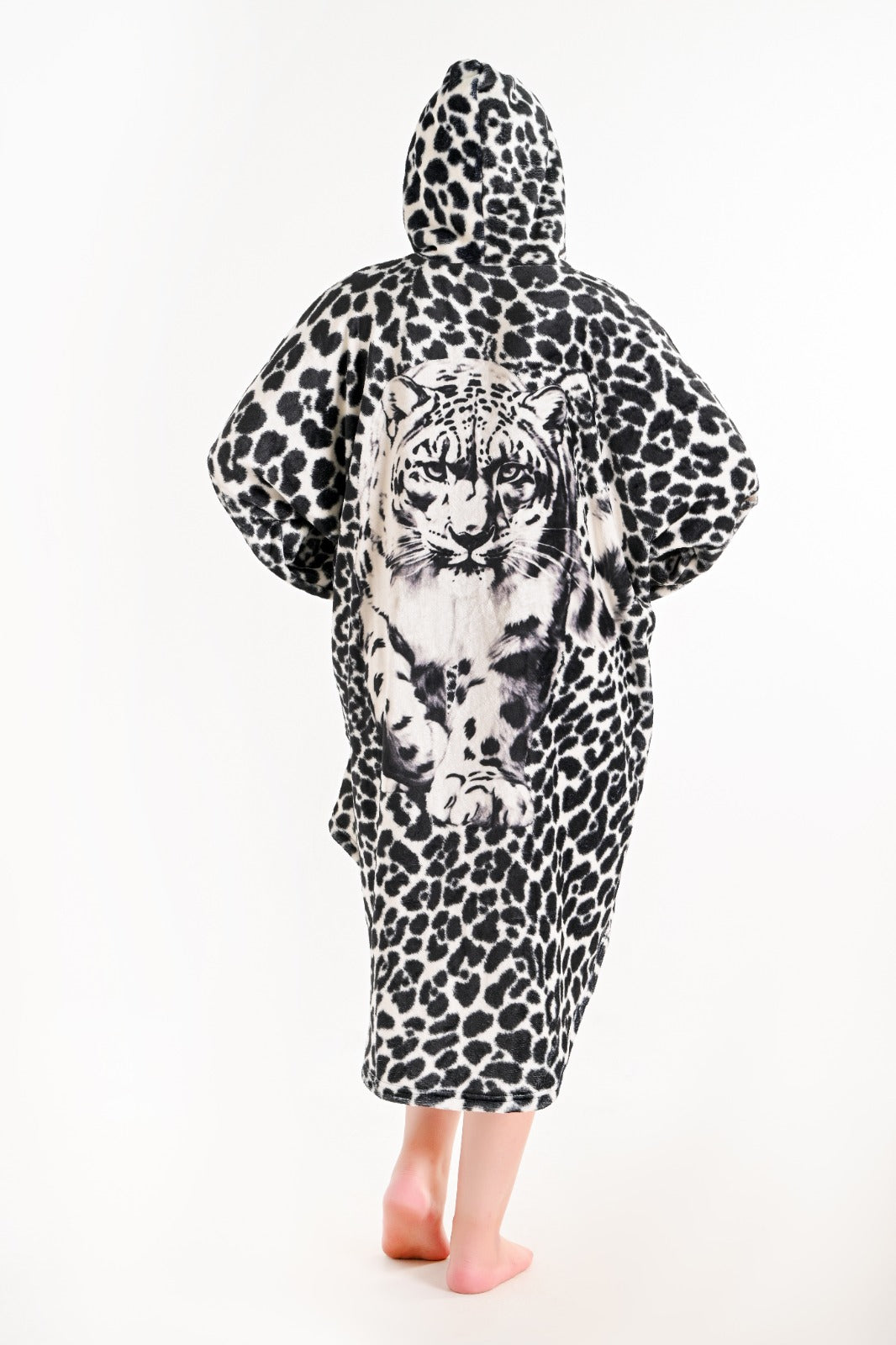 Cozy Leopard Oversized Hoodie Blanket✨🖤