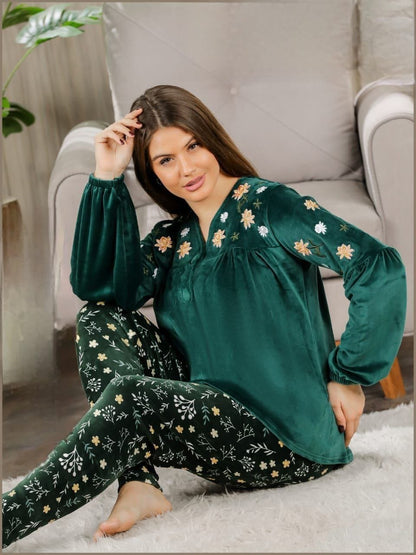 Olive Velvet Embroidered Set🌿